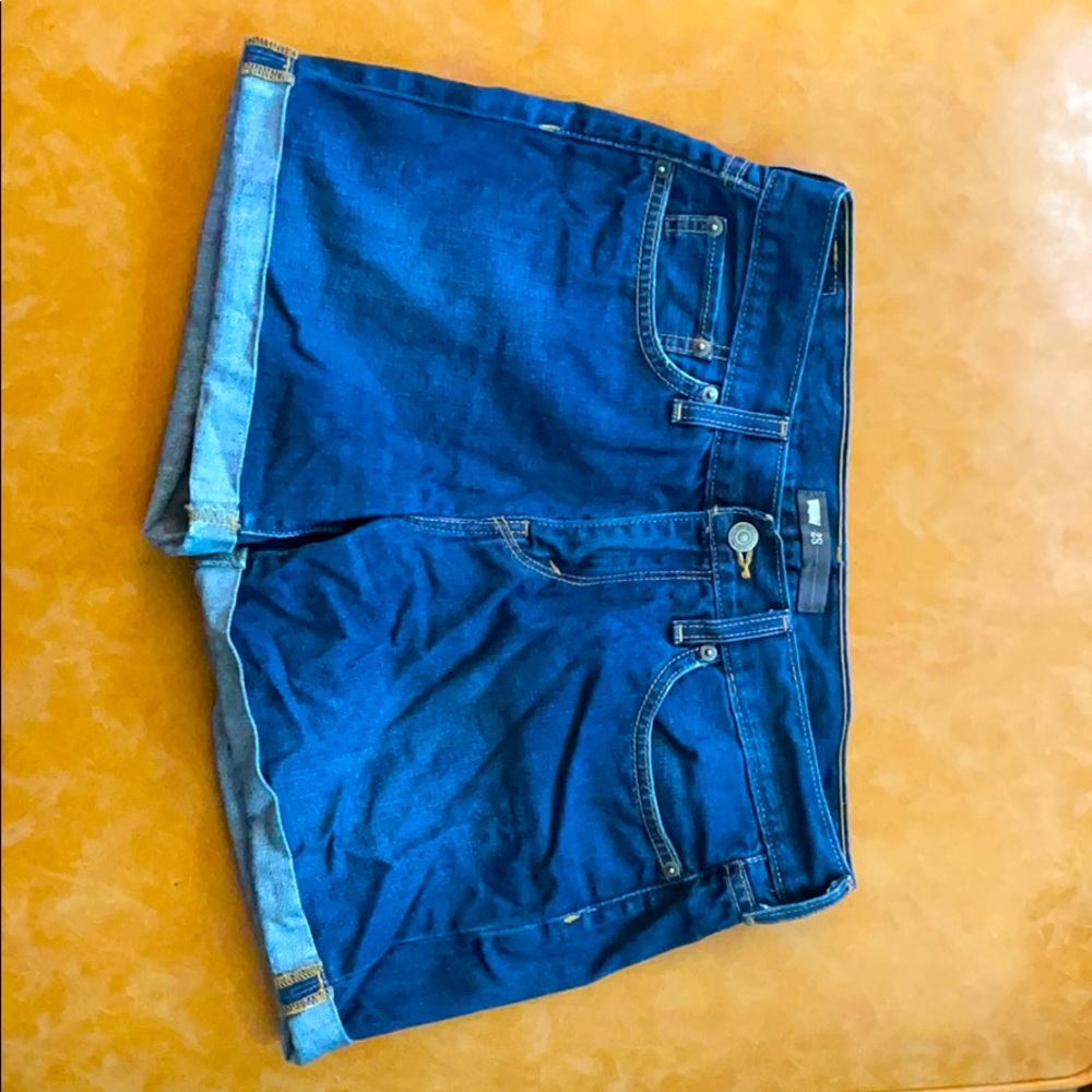Levi Denim Shorts, size 28